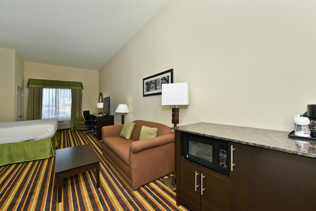 Comfort Suites Amarillo Exterior photo