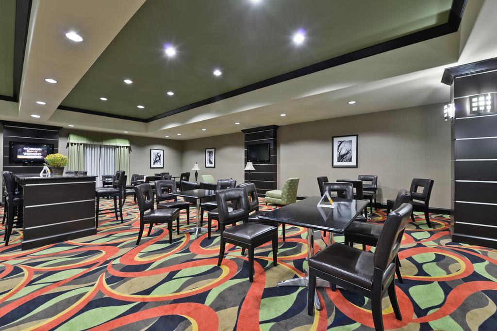 Comfort Suites Amarillo Exterior photo